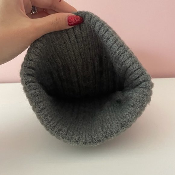Pom Pom Fashion Warm Knitted Hat main image 4